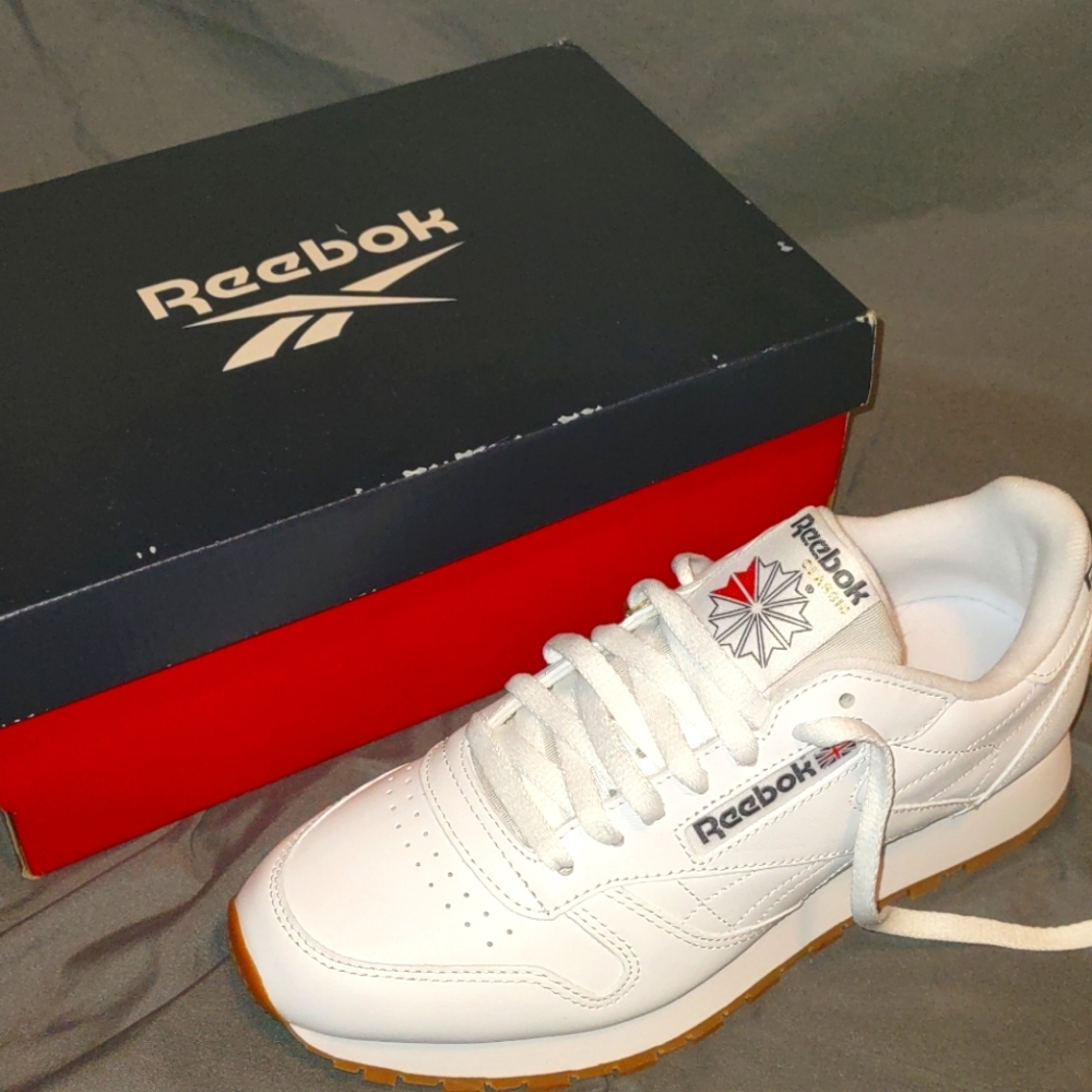 New Reebok White Sneakers